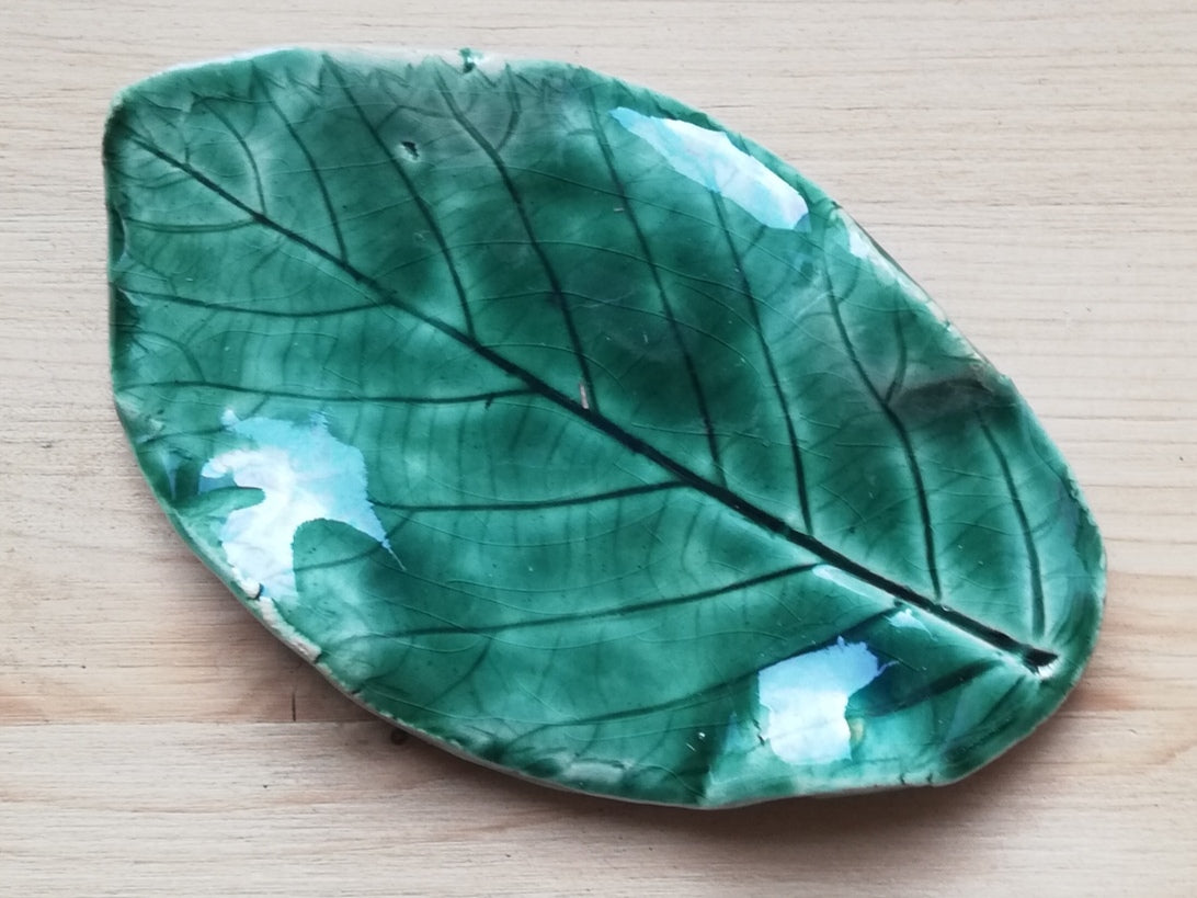 Blatt Räucherkegelhalter Dunkelgrün