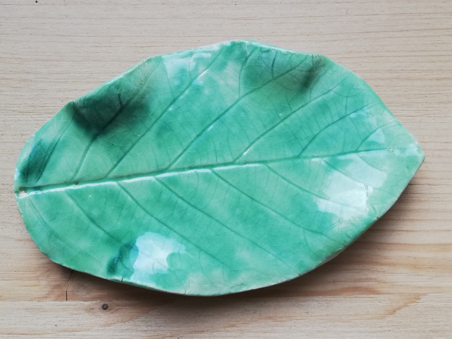 Blatt Räucherkegelhalter Hellgrün