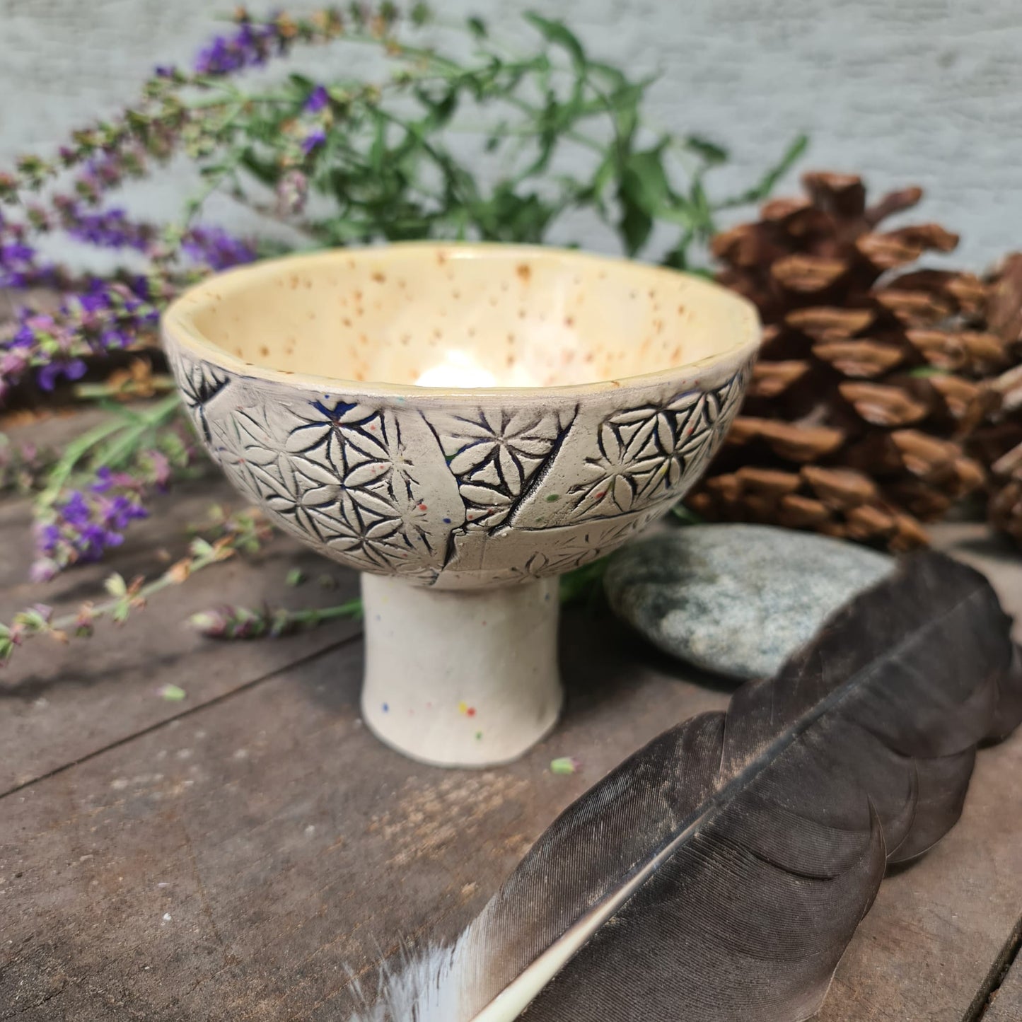 Keramikschale mit Blume des Lebens natur