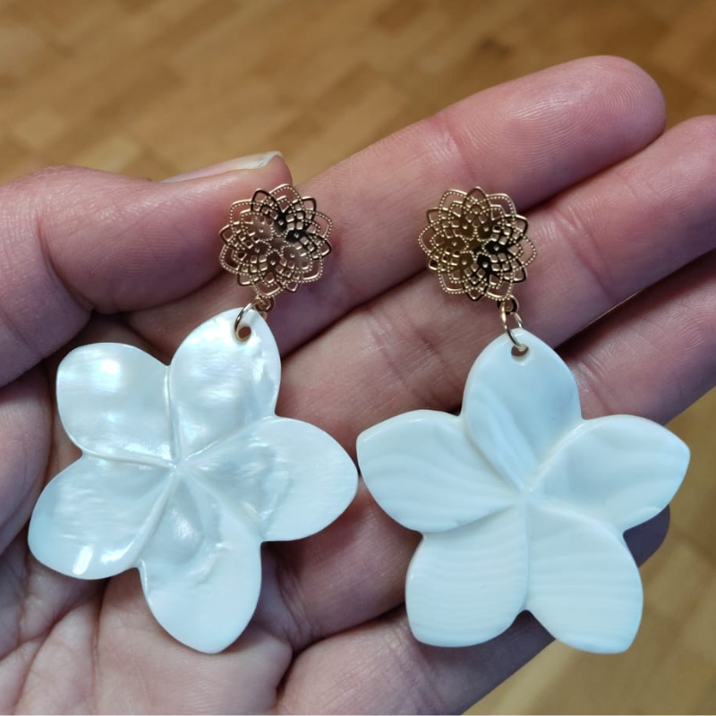 Mandala Edelstahl Ohrstecker gold mit Frangipani