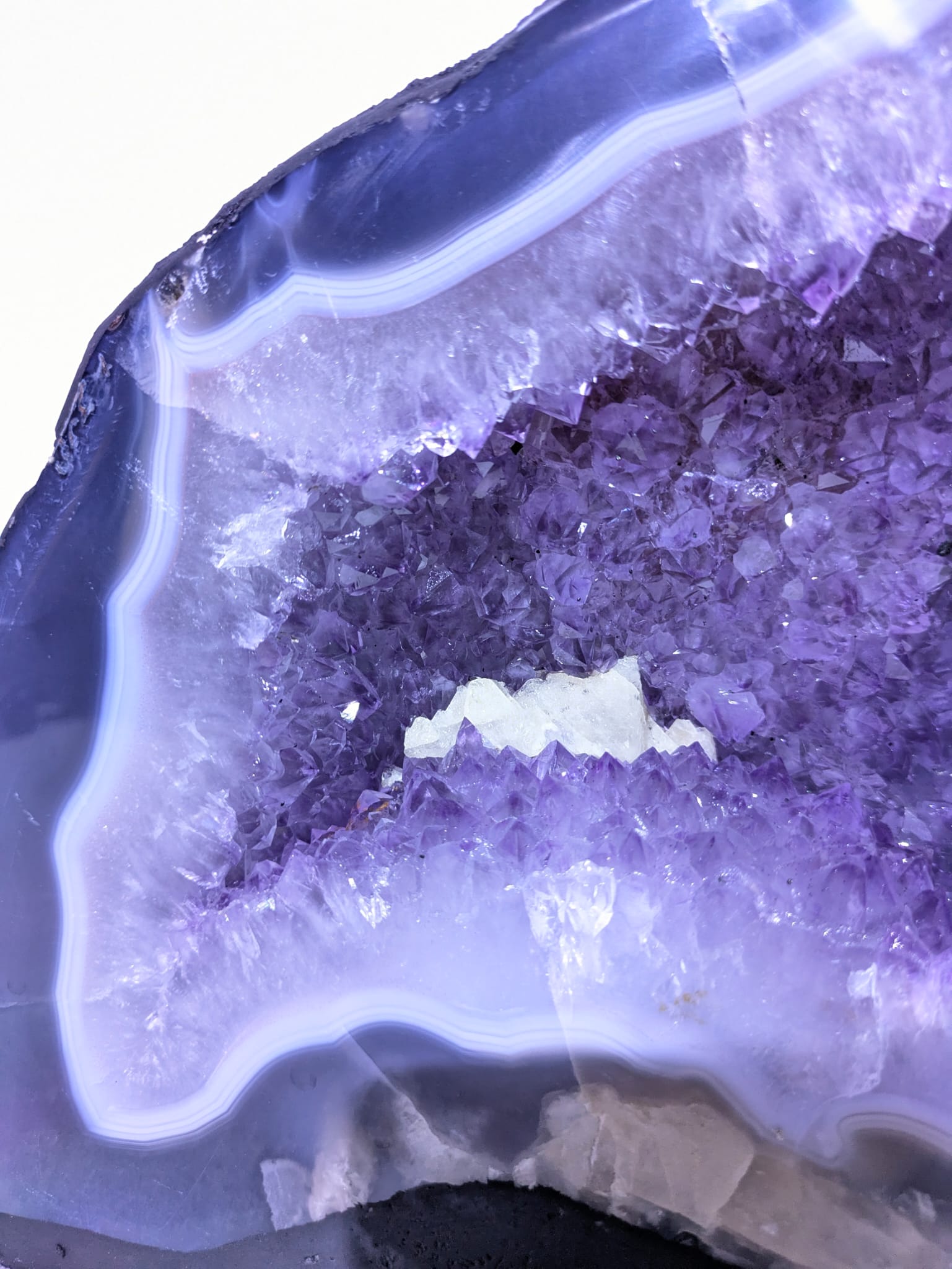 Amethystdruse mit Achatrand #407-GF