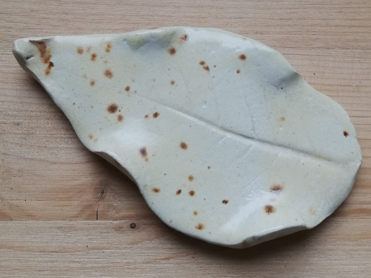 Blatt Räucherkegelhalter Natur