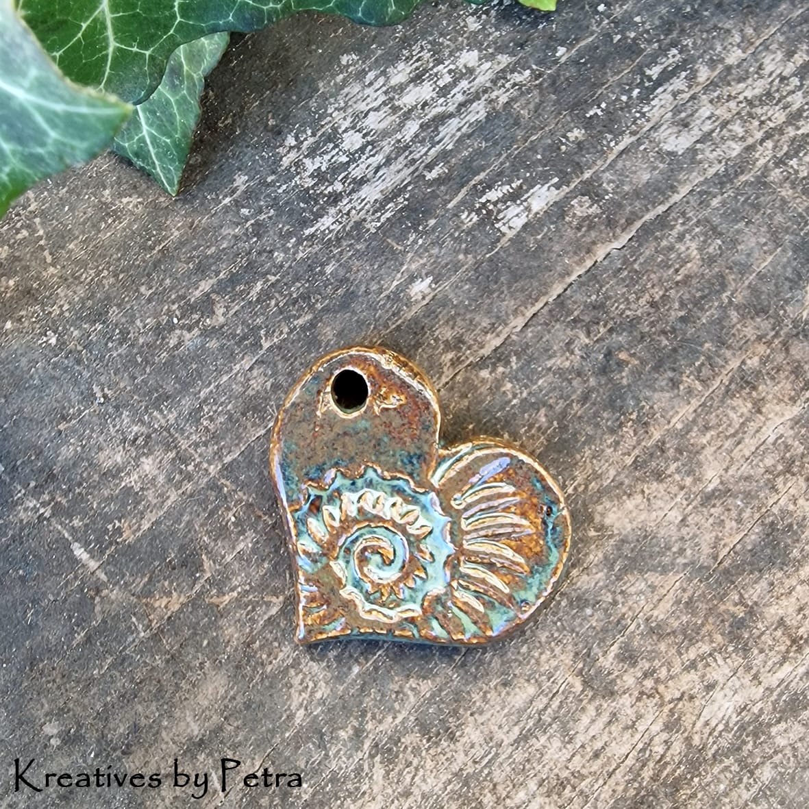 Extra für dich - Herzförmiges Energie-Amulett groß