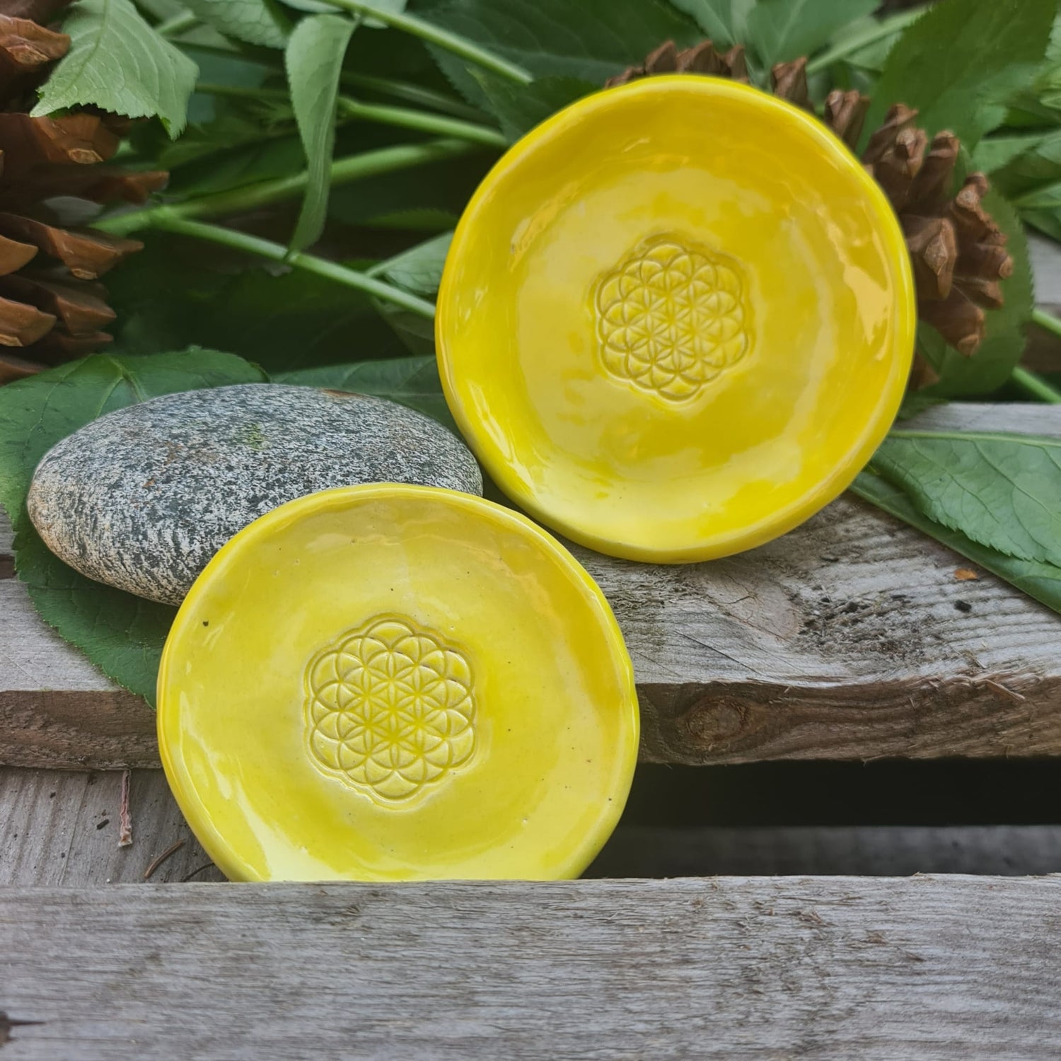 Kerzenteller "Citringelb" mit Blume des Lebens