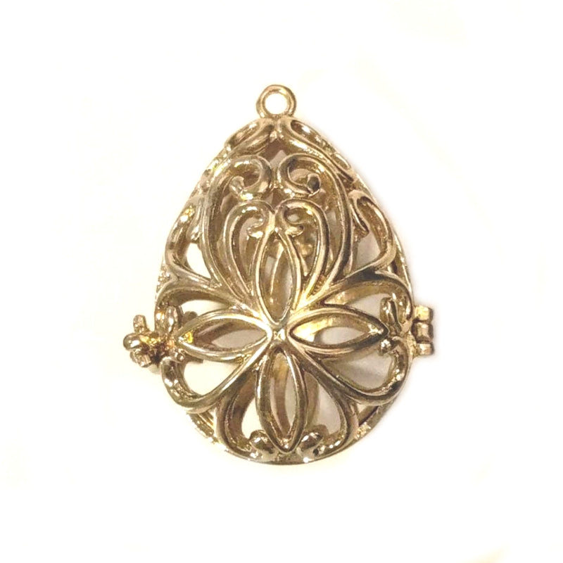 Tropfenförmiger Ornament-Anhänger goldfarben