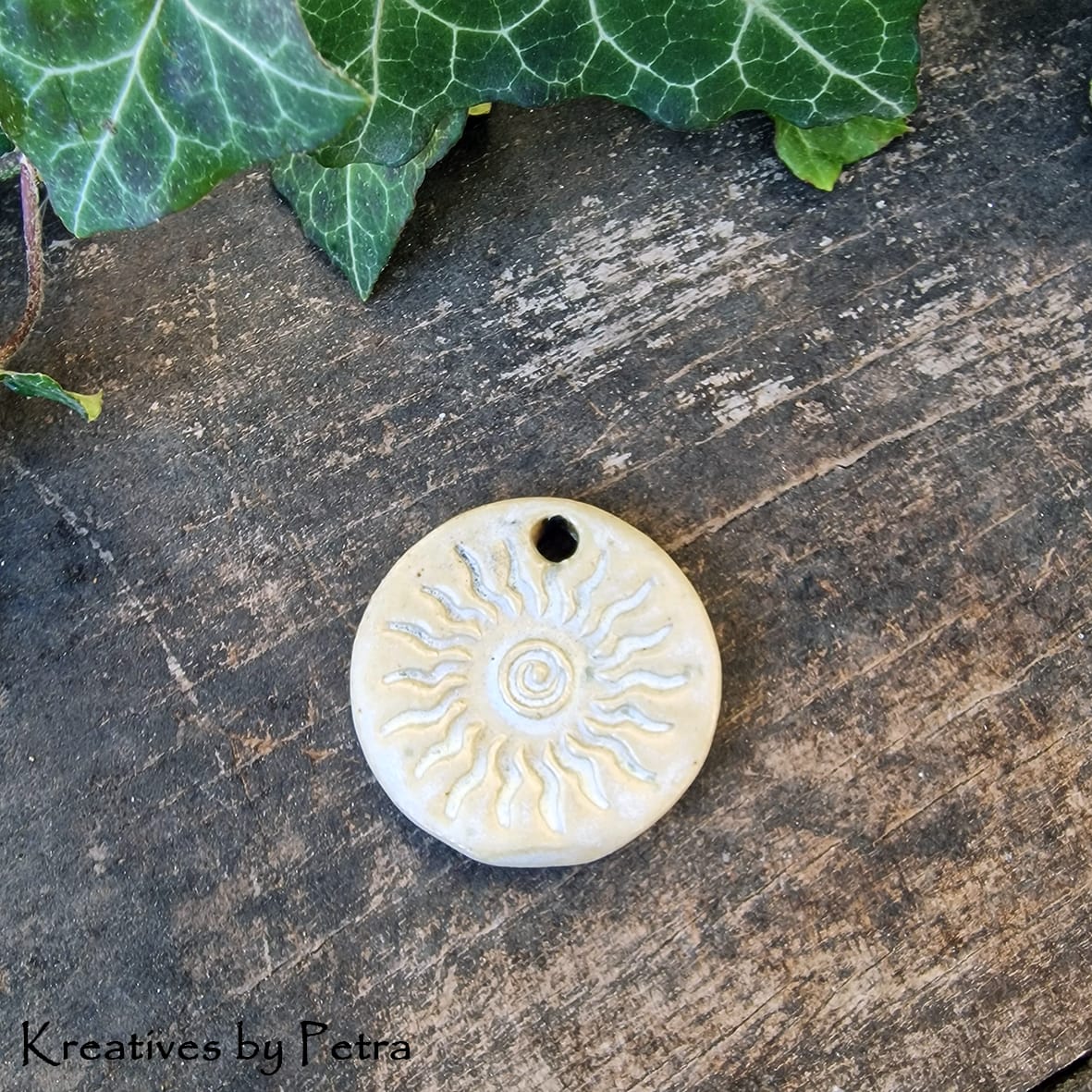 Extra für dich - Rundes Energie-Amulett groß